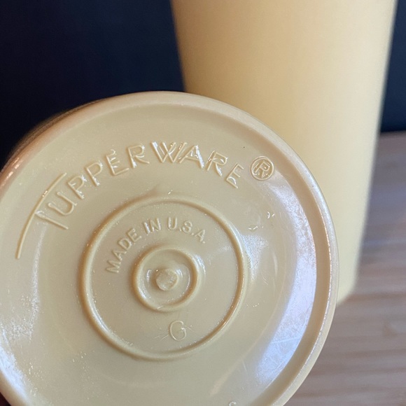 Vintage Tupperware Tumblers Cups 12oz Set of 3 Golden Harvest - Picture 3 of 4